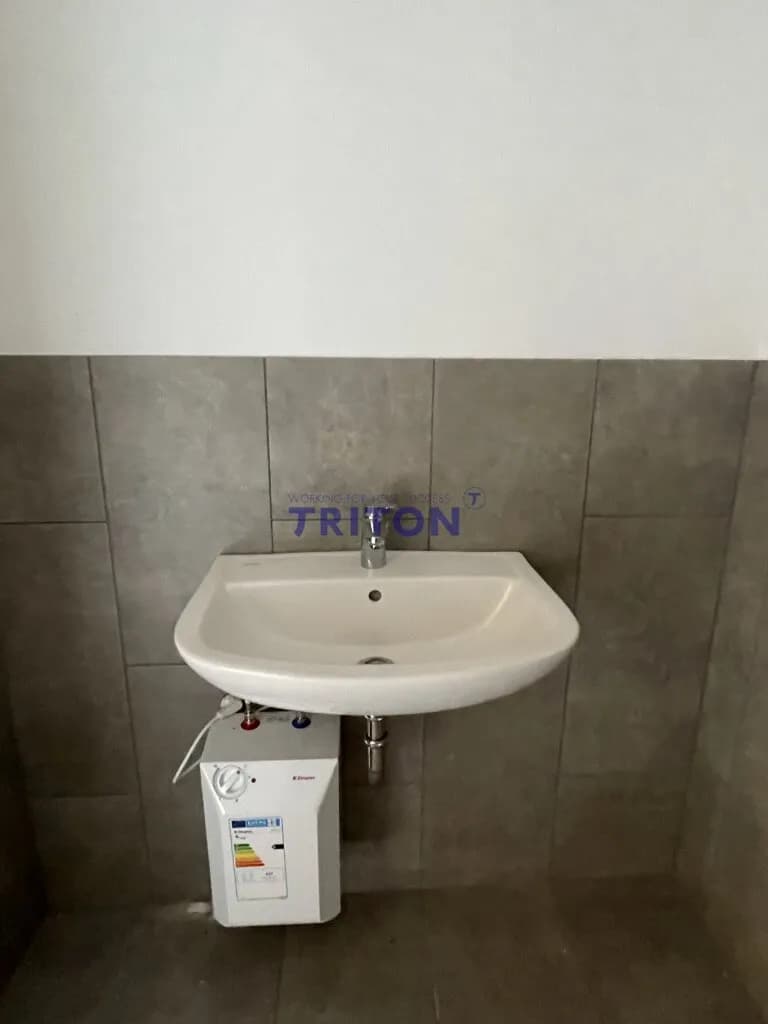 Gewerbeimmobilie kaufen in Wiener Neustadt – 180 m², € 285.000 – Bild 11 von 16