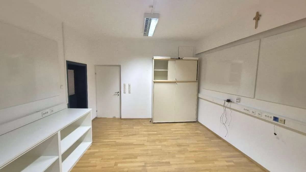 Gewerbeimmobilie mieten in Melk – 132 m², € 9 – Bild 12 von 15