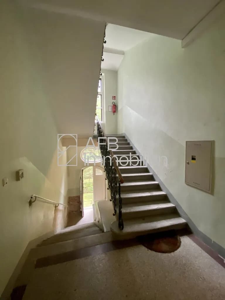3-Zimmer-Gewerbeimmobilie mieten in Graz – 50 m², € 5 – Bild 7 von 9