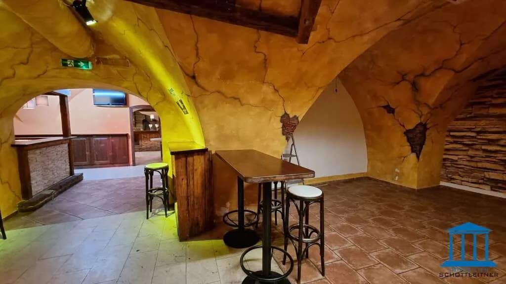 Gewerbeimmobilie mieten in Wiener Neustadt – 316 m², € 2.413 – Bild 3 von 31