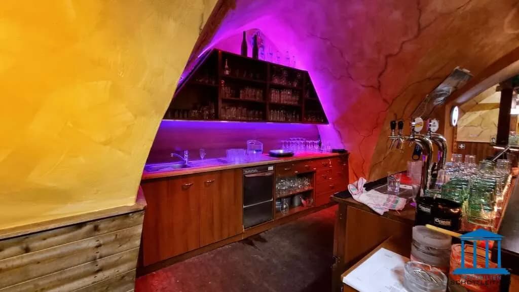 Gewerbeimmobilie mieten in Wiener Neustadt – 316 m², € 2.413 – Bild 6 von 31
