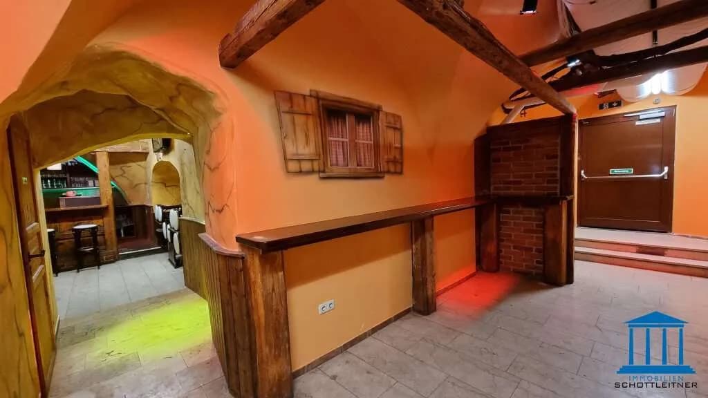 Gewerbeimmobilie mieten in Wiener Neustadt – 316 m², € 2.413 – Bild 20 von 31