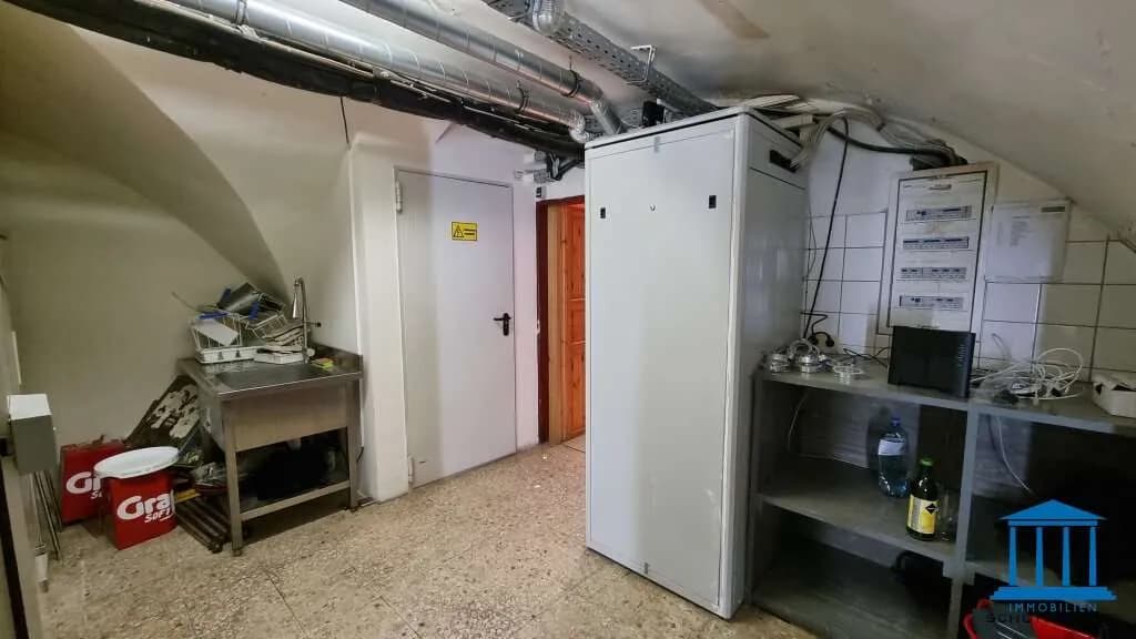 Gewerbeimmobilie mieten in Wiener Neustadt – 316 m², € 2.413 – Bild 23 von 31