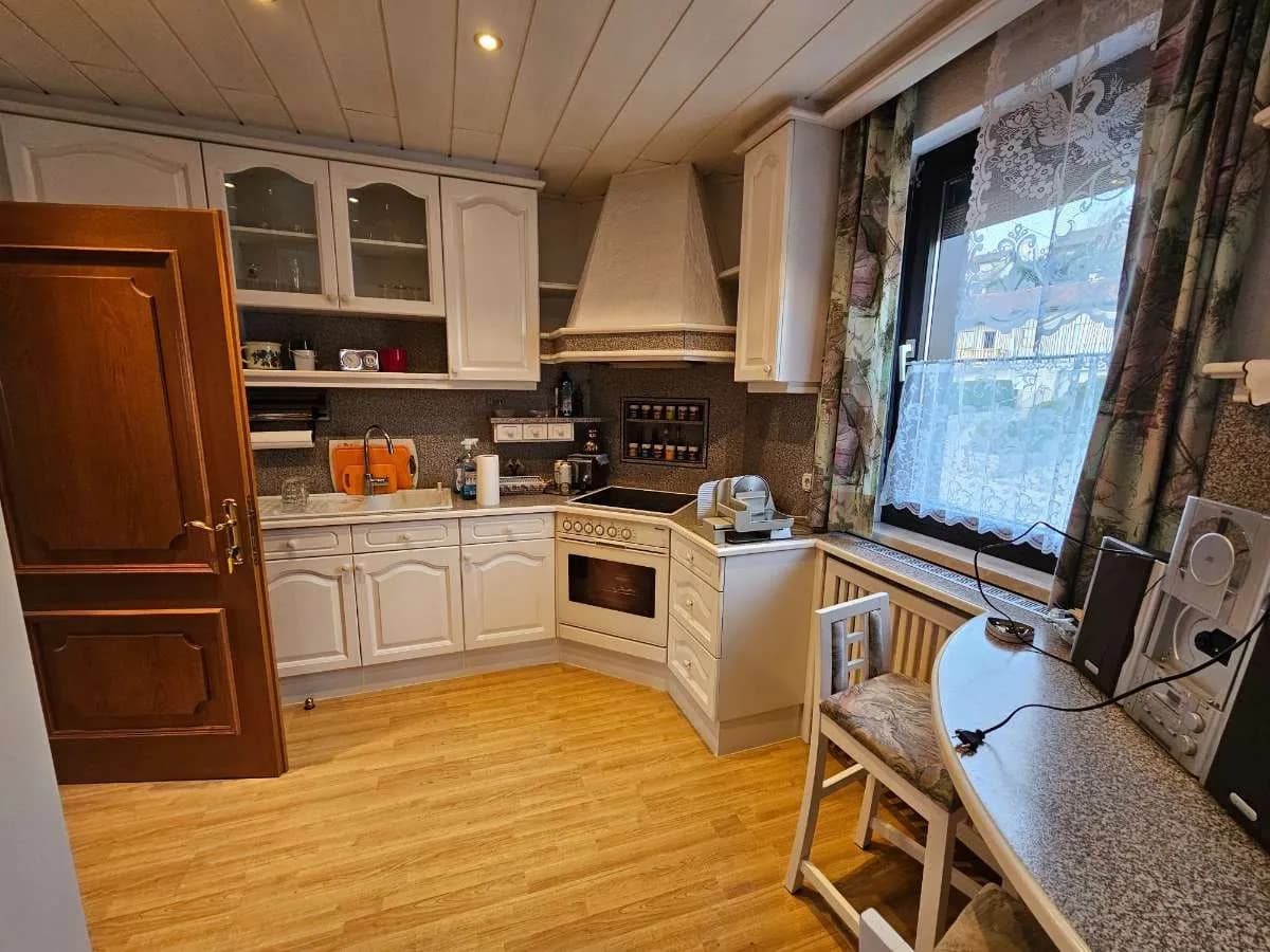 5-Zimmer-Wohnung mieten in Perg – 75 m², € 960 – Bild 4 von 12