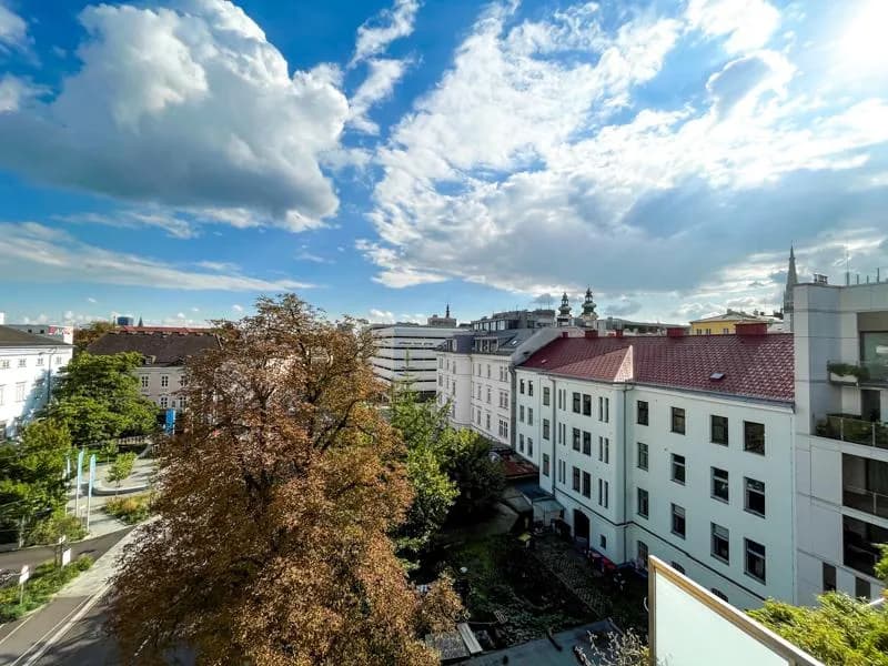 2-Zimmer-Wohnung mieten in Linz – 54 m², € 2.400 – Bild 2 von 9