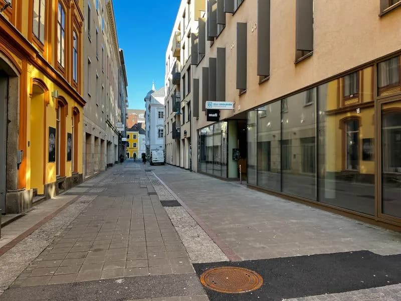 2-Zimmer-Wohnung mieten in Linz – 54 m², € 2.400 – Bild 9 von 9