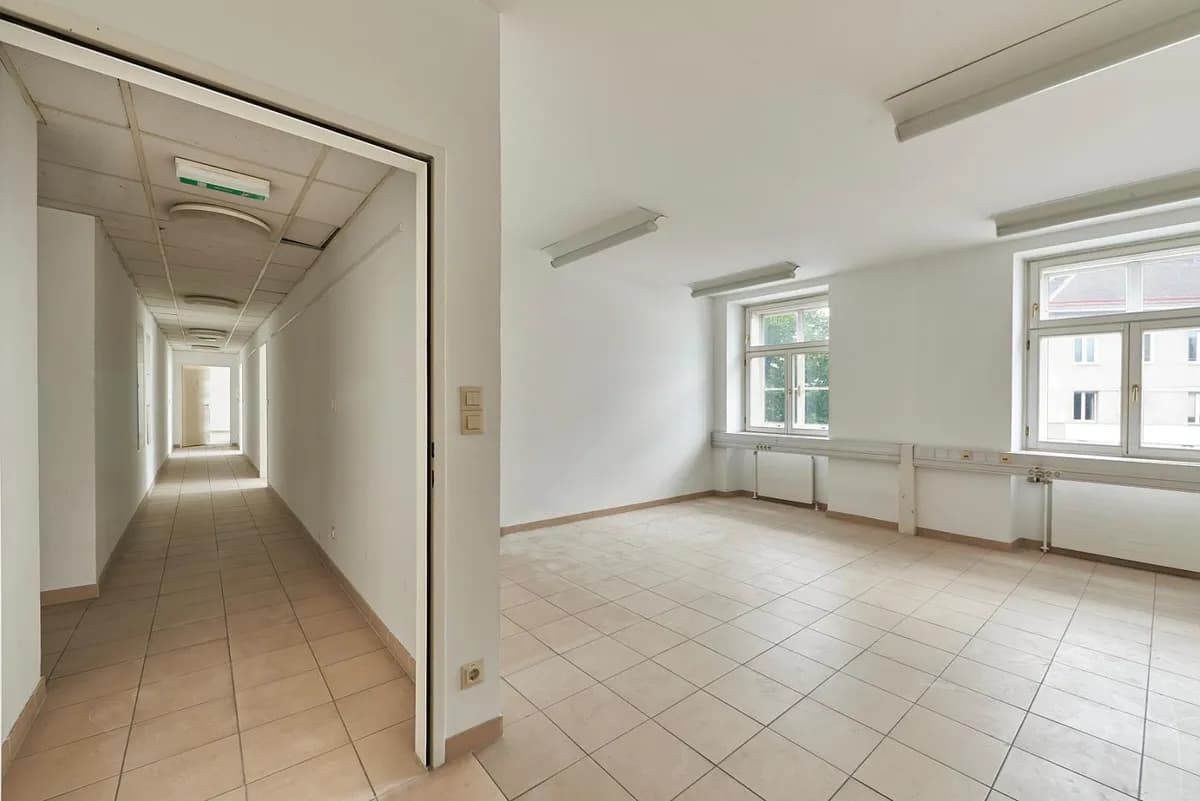 Immobilie kaufen in Wien – 1 460 m², € 12.000.000 – Bild 2 von 4