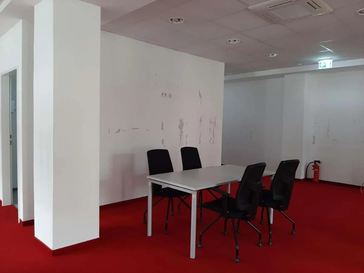 9-Zimmer-Gewerbeimmobilie mieten in Eisenstadt – 221 m², € 2.508 – Bild 11 von 14