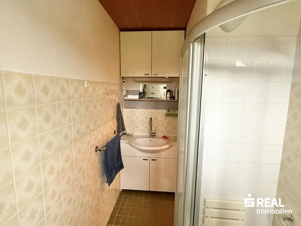 8-Zimmer-Gewerbeimmobilie kaufen in Wels – 180 m², € 395.000 – Bild 17 von 31
