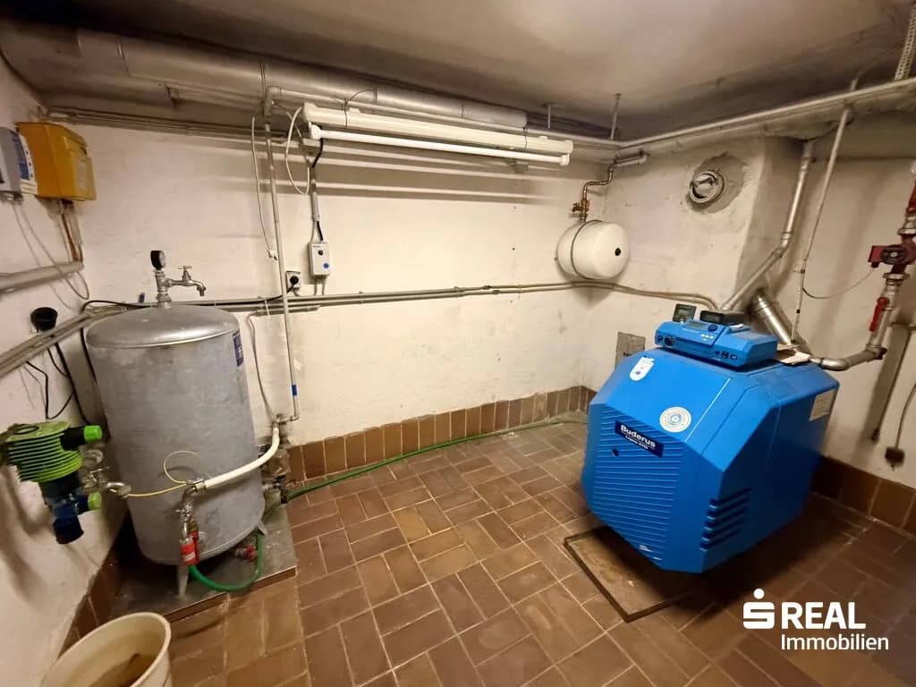 8-Zimmer-Gewerbeimmobilie kaufen in Wels – 180 m², € 395.000 – Bild 30 von 31