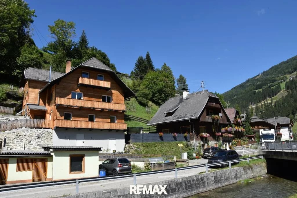 11-Zimmer-Gewerbeimmobilie kaufen in Feldkirchen – 150 m², € 405.000 – Bild 2 von 25