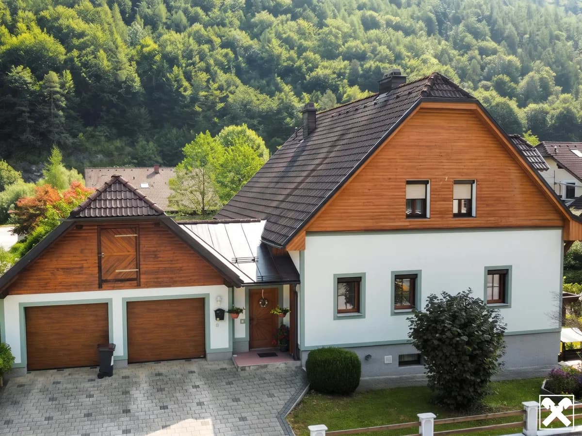 8-Zimmer-Haus kaufen in Amstetten – 180 m², € 265.000