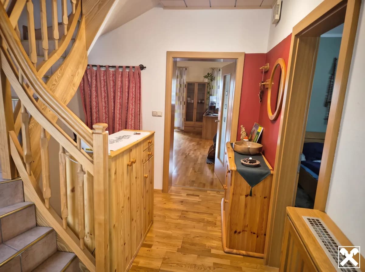 8-Zimmer-Haus kaufen in Amstetten – 180 m², € 265.000 – Bild 4 von 40