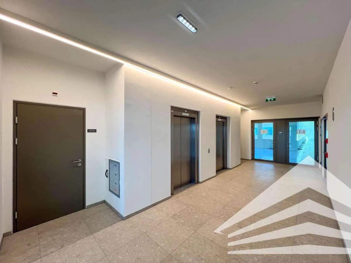 Gewerbeimmobilie mieten in Linz – 1 090 m², € 19.312 – Bild 4 von 15