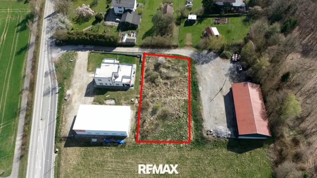 Grundstück kaufen in Braunau am Inn – 1 341 m², € 99.000
