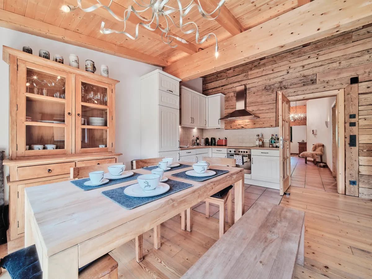 3-Zimmer-Wohnung kaufen in Kitzbühel – 90 m², € 699.000 – Bild 2 von 5