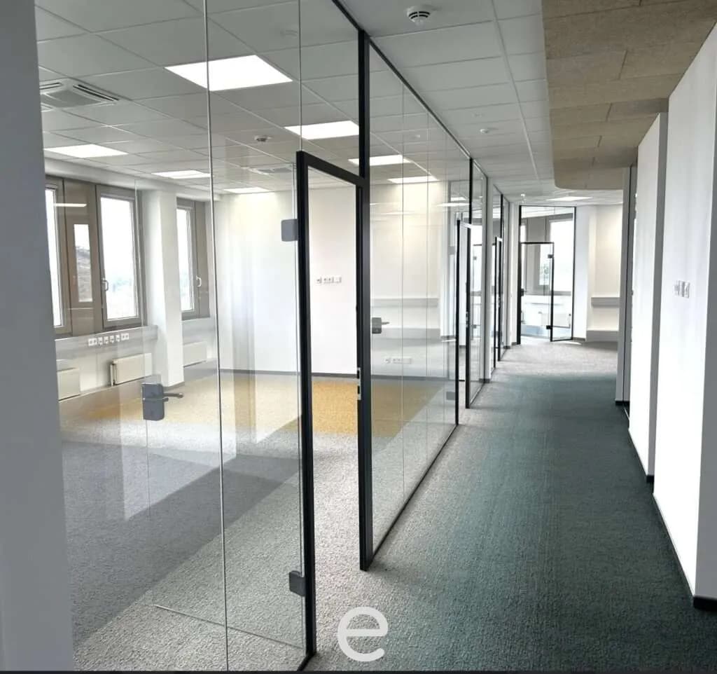 Gewerbeimmobilie mieten in Wien – 5 045 m², € 72.293