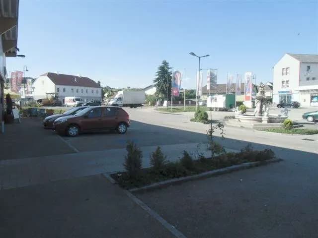 Gewerbeimmobilie mieten in Sankt Pölten Land – 95 m², € 867