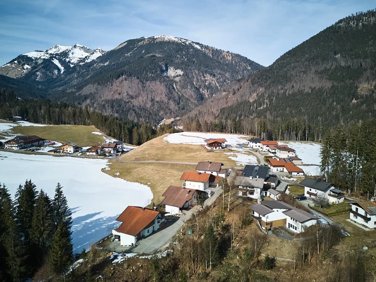 5-Zimmer-Haus kaufen in Kufstein – 242 m², € 1.090.000 – Bild 2 von 7