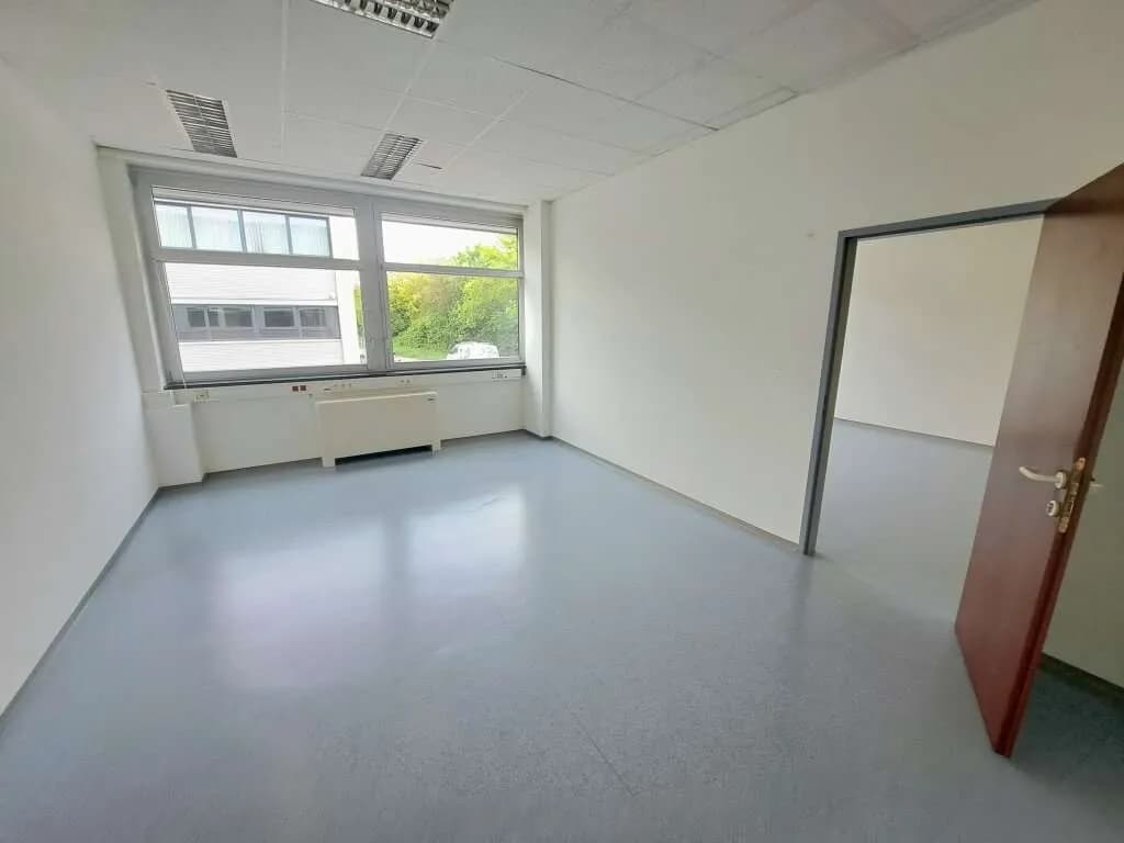 Gewerbeimmobilie mieten in Wien – 25 m², € 214