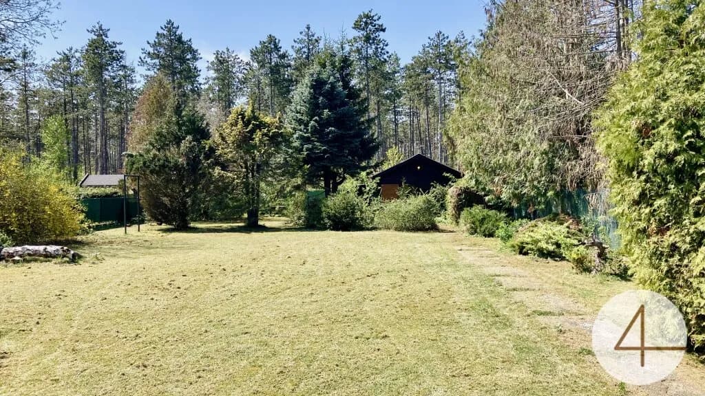 Grundstück kaufen in Neunkirchen – 804 m², € 229.000
