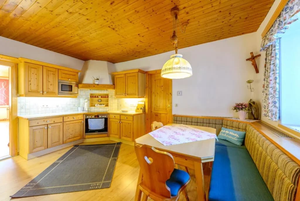6-Zimmer-Wohnung kaufen in Gmunden – 127 m², € 330.000 – Bild 6 von 15