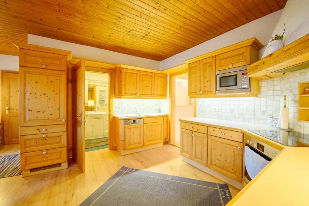 6-Zimmer-Wohnung kaufen in Gmunden – 127 m², € 330.000 – Bild 7 von 15
