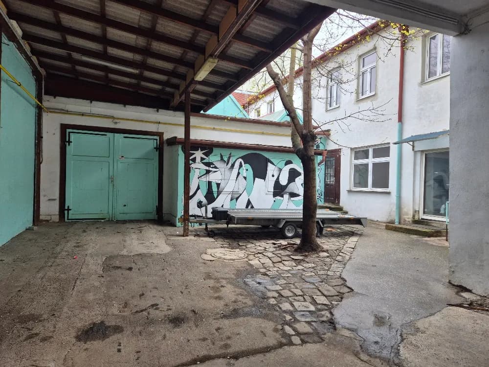 Immobilie mieten in Wien – 334 m², € 3.351