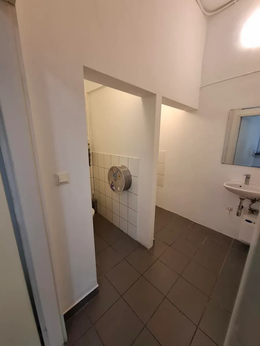 Immobilie mieten in Wien – 334 m², € 3.351 – Bild 21 von 23