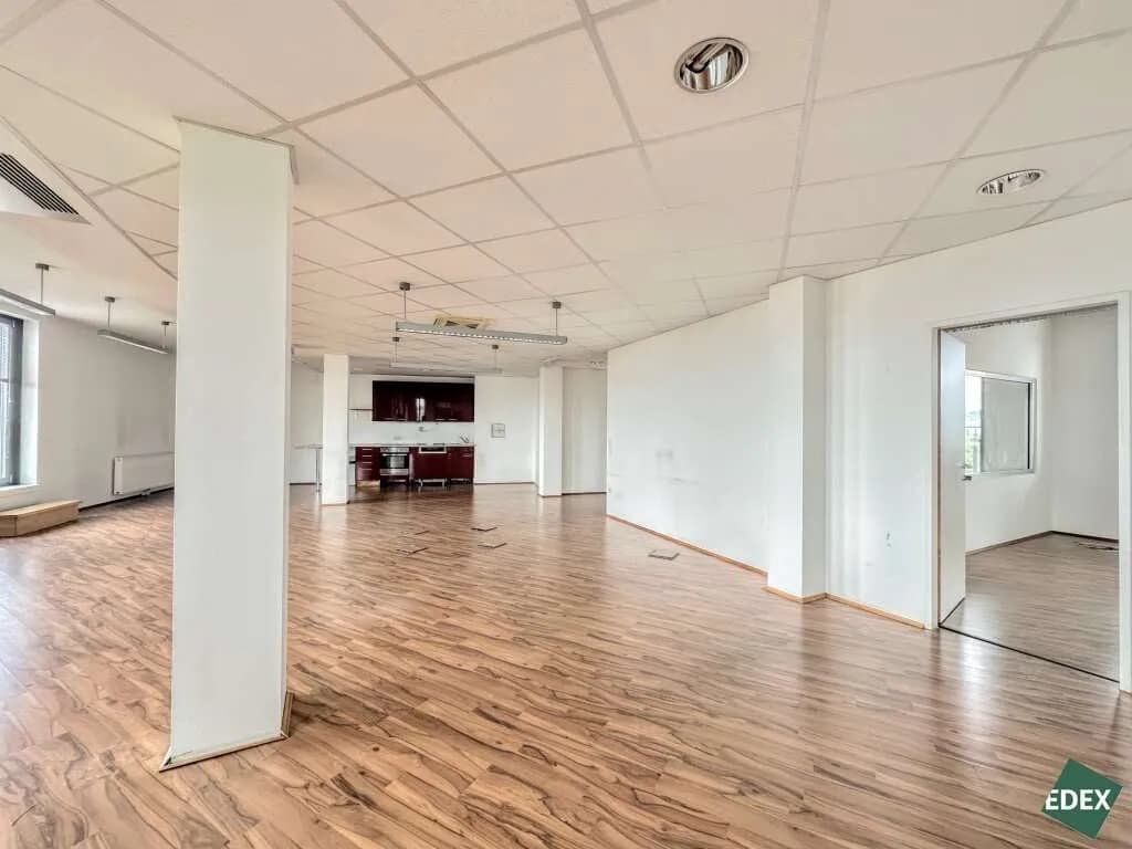 Gewerbeimmobilie mieten in Wien – 190 m², € 2.821 – Bild 2 von 16