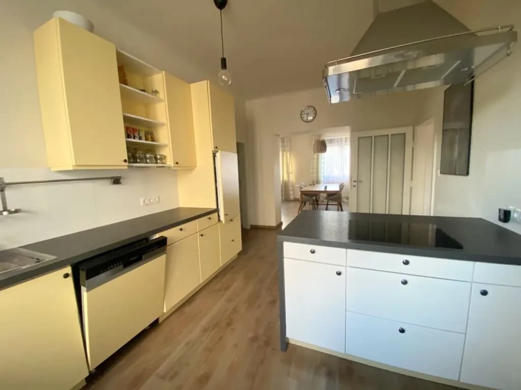 4-Zimmer-Immobilie kaufen in Mistelbach – 198 m², € 790.000 – Bild 7 von 37