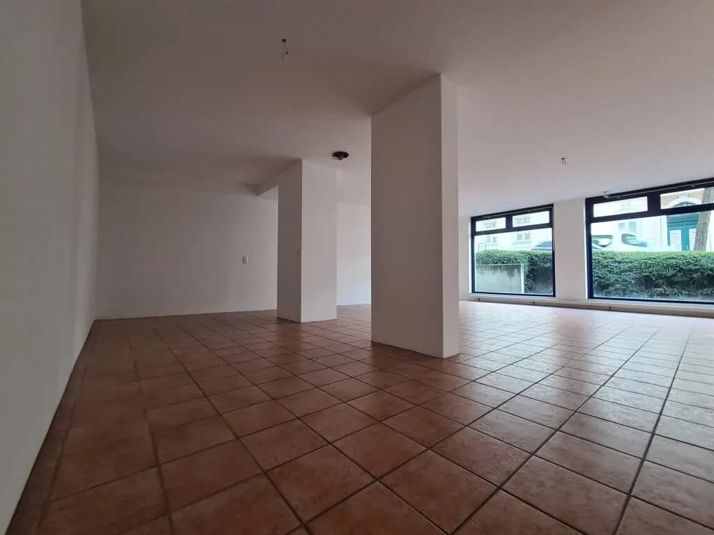 2-Zimmer-Gewerbeimmobilie mieten in Wien – 110,1 m², € 1.125 – Bild 4 von 15