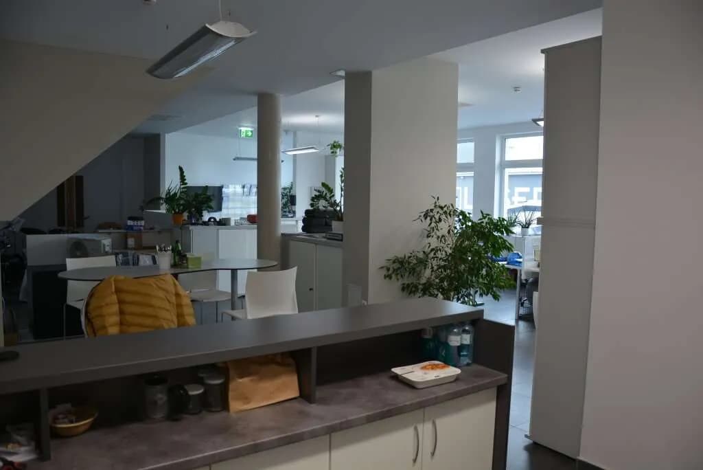 Gewerbeimmobilie mieten in Wiener Neustadt – 371 m², € 3.836 – Bild 11 von 30