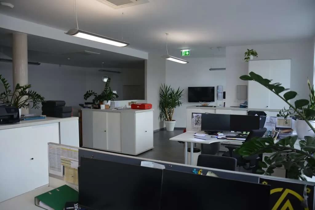 Gewerbeimmobilie mieten in Wiener Neustadt – 371 m², € 3.836 – Bild 13 von 30