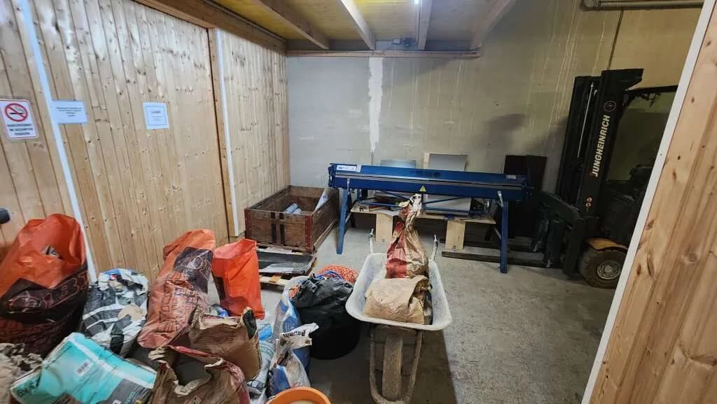 Gewerbeimmobilie mieten in Wiener Neustadt – 371 m², € 3.836 – Bild 25 von 30