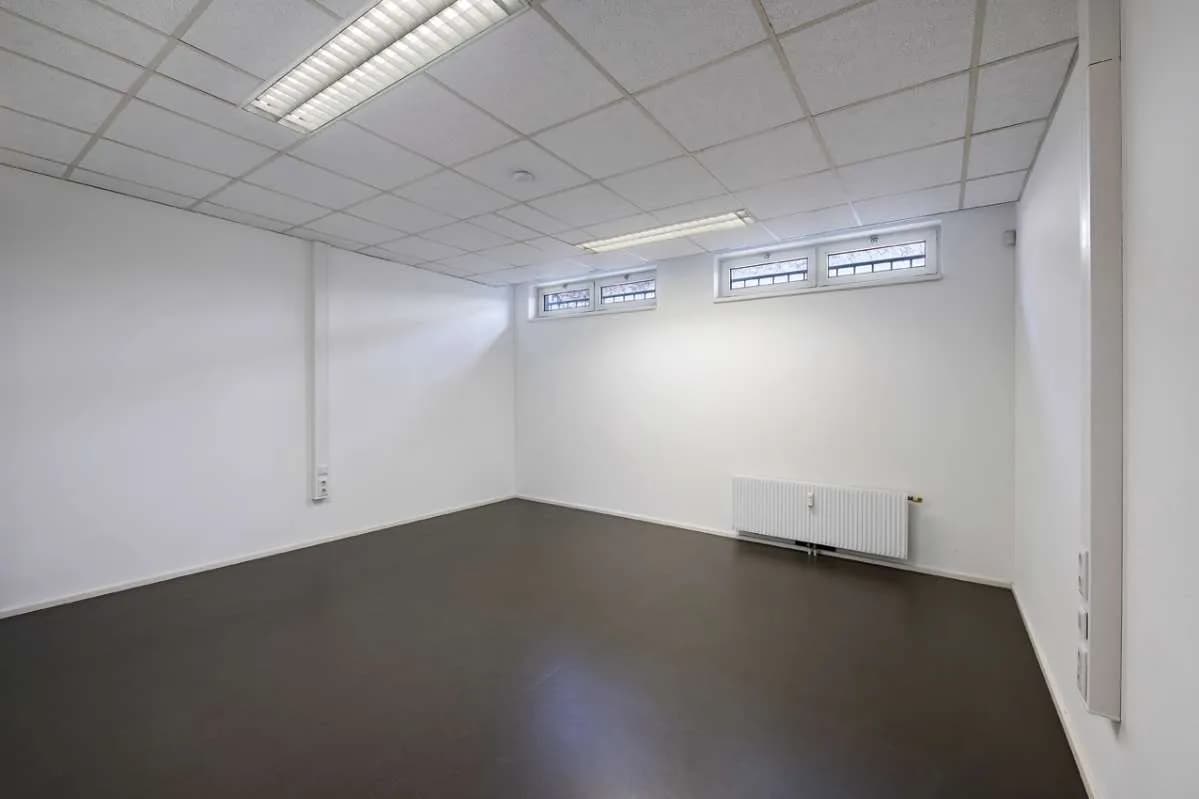 1-Zimmer-Gewerbeimmobilie mieten in Wien – 45 m², € 1.170 – Bild 20 von 23
