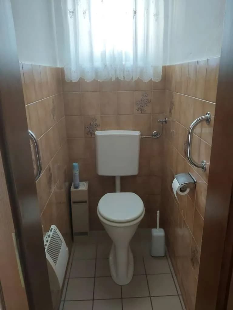 7-Zimmer-Haus kaufen in Zwettl – 260 m², € 399.000 – Bild 6 von 32