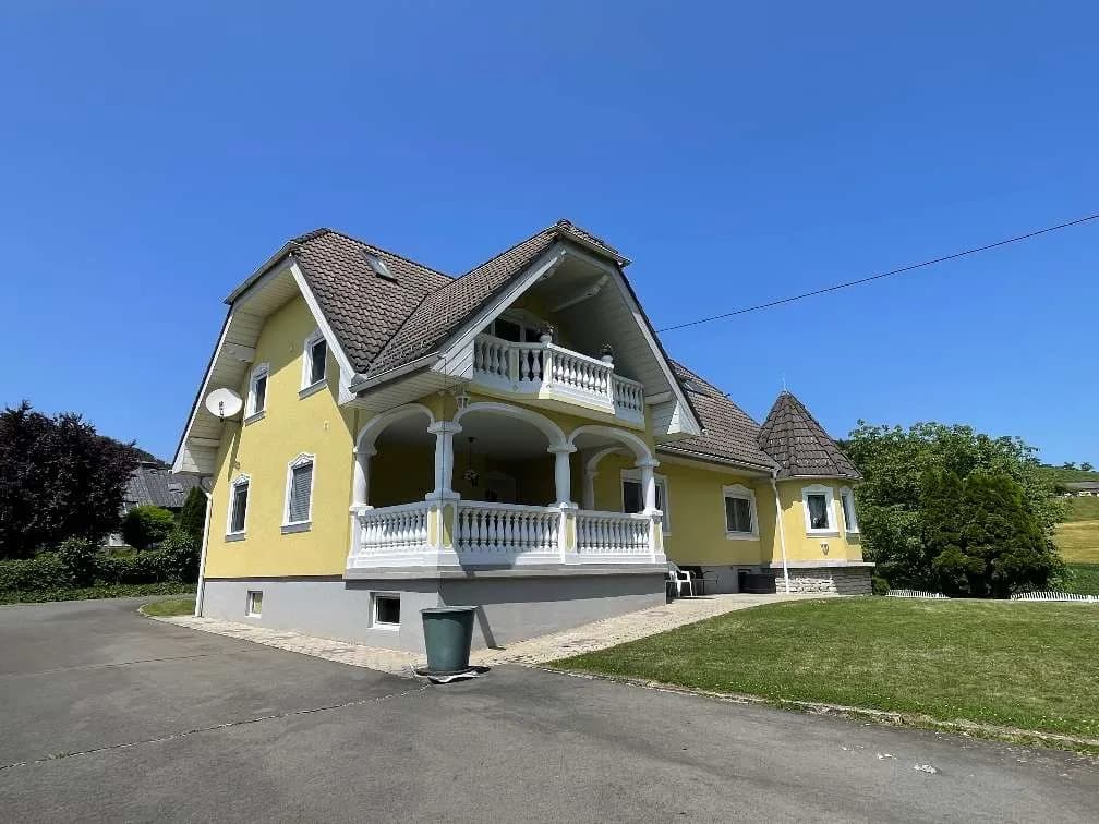 Haus kaufen in Südoststeiermark – 200 m², € 389.000