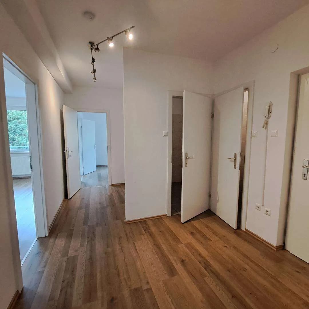 3-Zimmer-Wohnung mieten in Lilienfeld – 84,82 m², € 840 – Bild 8 von 9