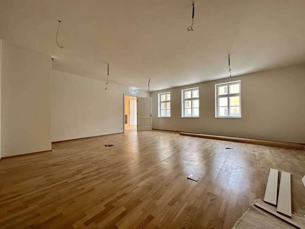3-Zimmer-Gewerbeimmobilie mieten in Baden – 124 m², € 2.070 – Bild 3 von 20