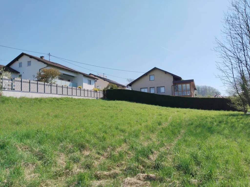 Grundstück kaufen in Linz Land – 713 m², € 189.000