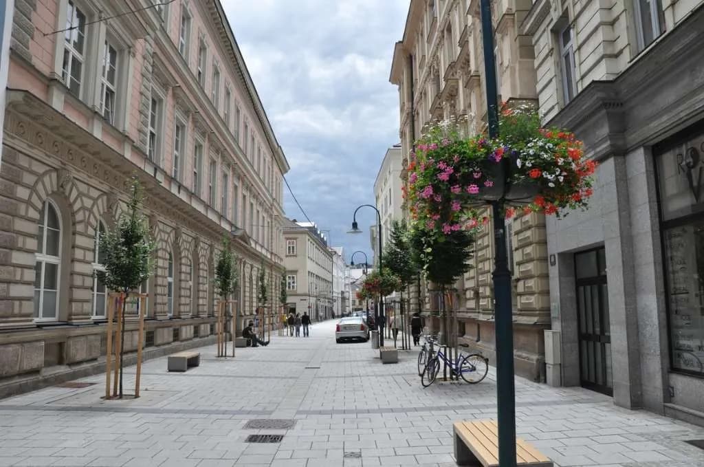 Immobilie kaufen in Linz – € 3.000.000 – Bild 1 von 4