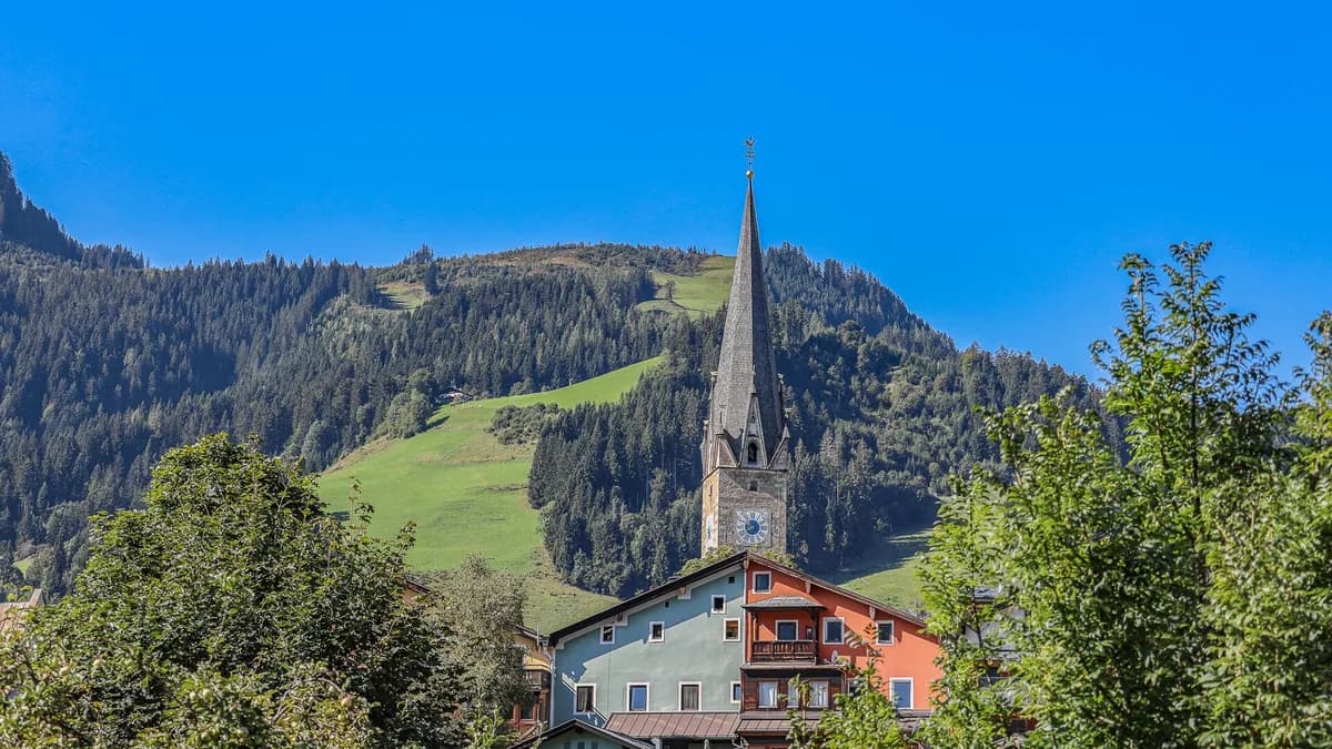 5-Zimmer-Wohnung kaufen in Kitzbühel – 202 m², € 4.450.000 – Bild 32 von 33