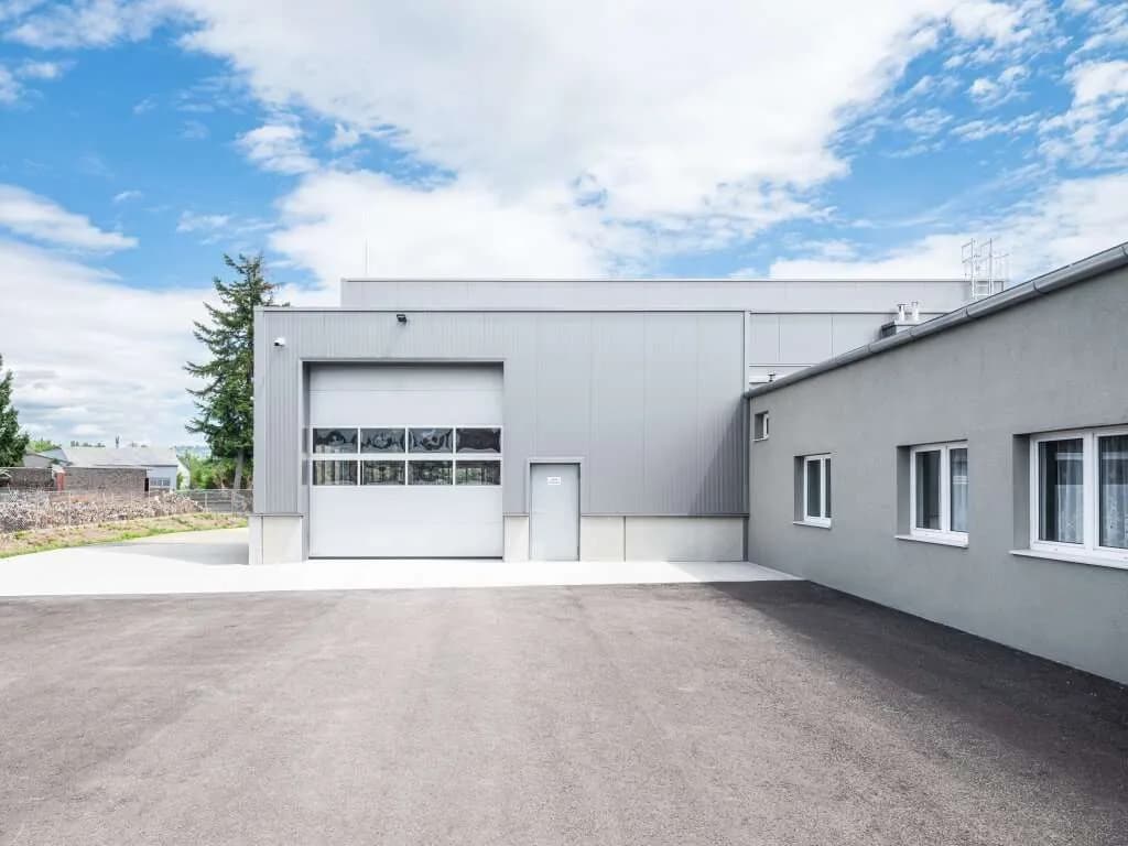 21-Zimmer-Immobilie kaufen in Gänserndorf – 2 083 m², € 1.980.000 – Bild 2 von 12