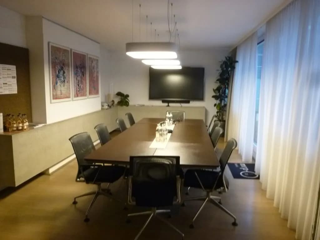 6-Zimmer-Gewerbeimmobilie mieten in Wien – 185 m², € 4.802