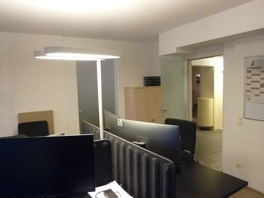 6-Zimmer-Gewerbeimmobilie mieten in Wien – 185 m², € 4.802 – Bild 4 von 12