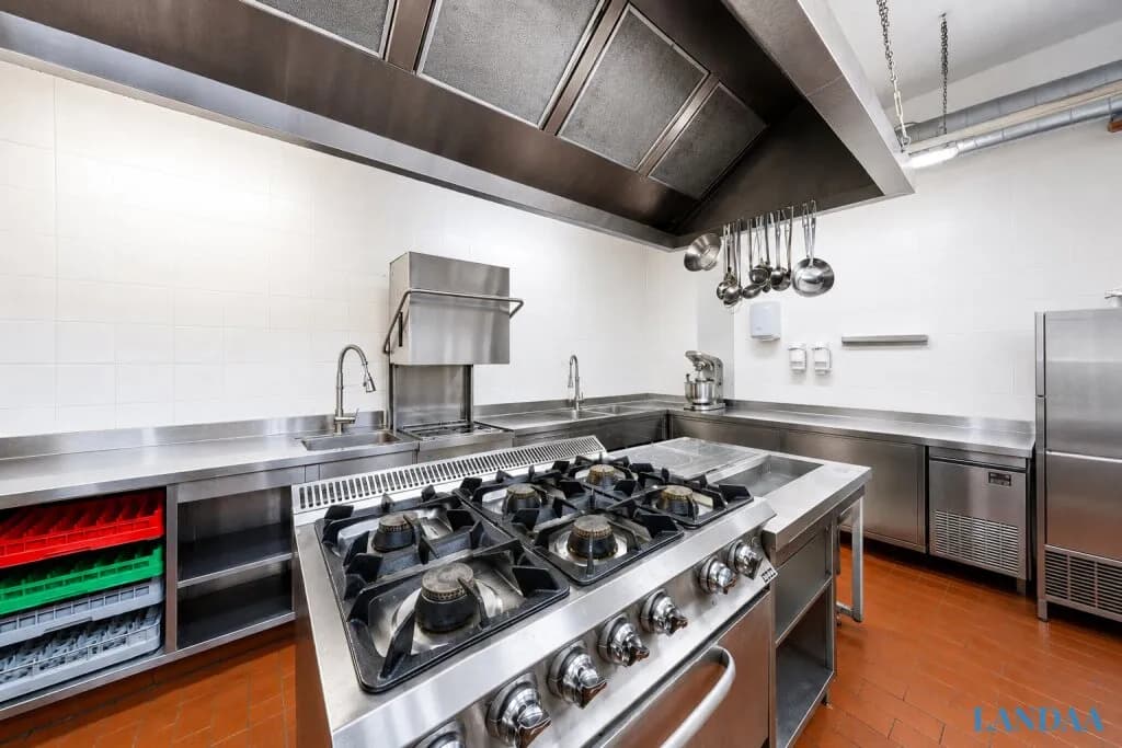 Gewerbeimmobilie mieten in Wien – 160 m², € 3.052 – Bild 16 von 19
