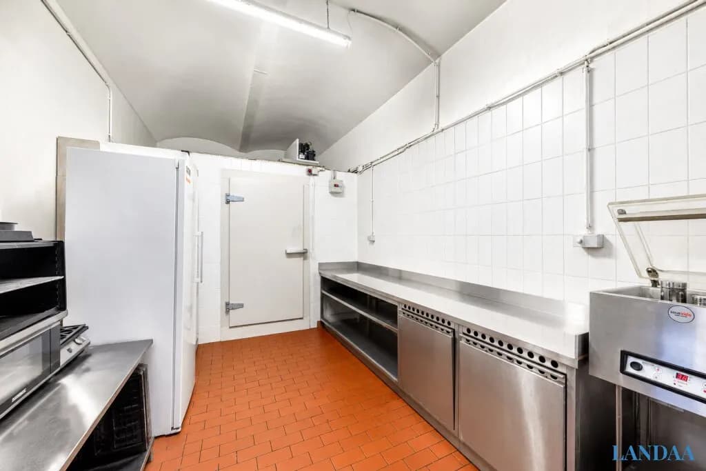 Gewerbeimmobilie mieten in Wien – 160 m², € 3.052 – Bild 18 von 19