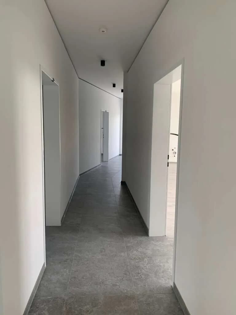 Gewerbeimmobilie mieten in Vöcklabruck – 139 m², € 1.860 – Bild 4 von 17