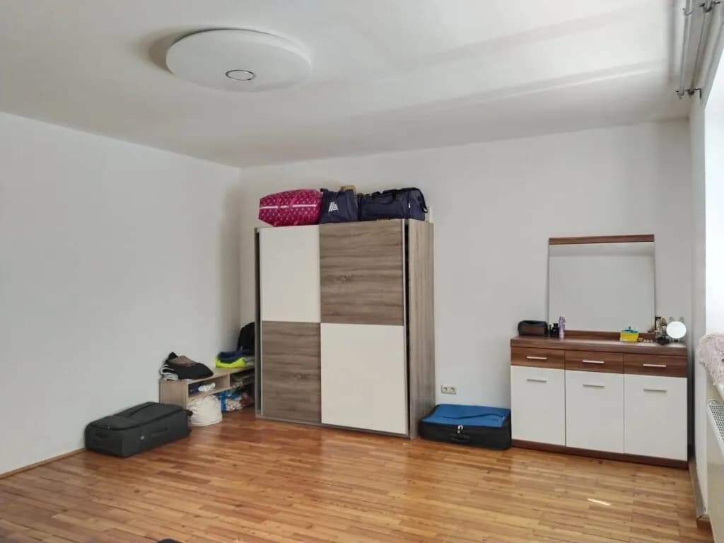 4-Zimmer-Wohnung kaufen in Linz – 108,06 m², € 325.000 – Bild 2 von 11